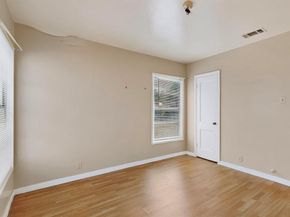 2122  Monterrey Avenue , Dallas Texas 75228