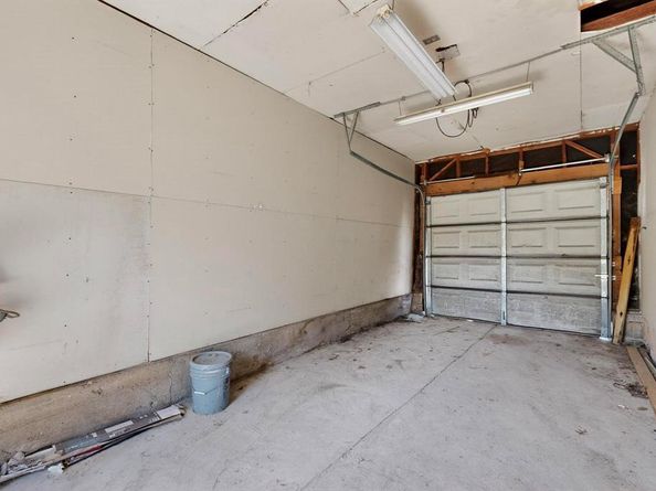 2122  Monterrey Avenue , Dallas Texas 75228