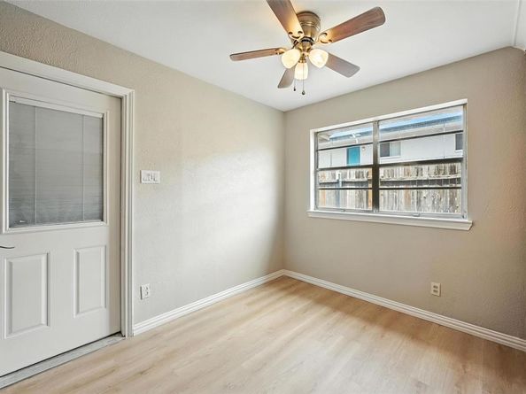 313  Vine Street , Euless Texas 76040