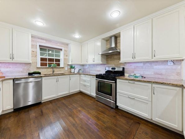 10338  Country Club Drive , Dallas Texas 75218