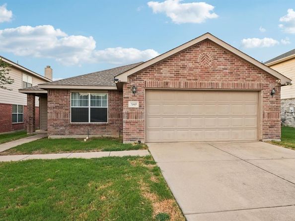 7065  Seton Hall Drive , Fort Worth Texas 76120
