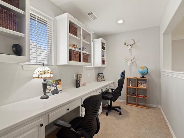 1305  Foxglove Circle , Lantana Texas 76226