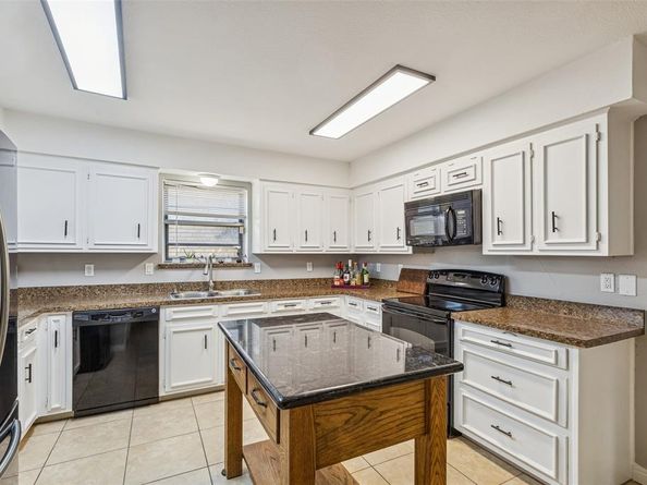 433  Tall Oaks Lane , Richardson Texas 75081