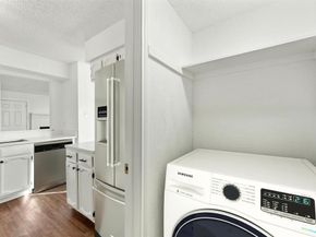 9524  Military Parkway  6003, Dallas Texas 75227