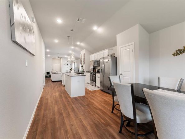 1101  La Esperanza Drive , Mesquite Texas 75149