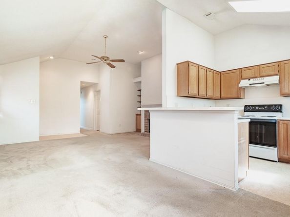 9716  Pinehurst Lane , Dallas Texas 75227