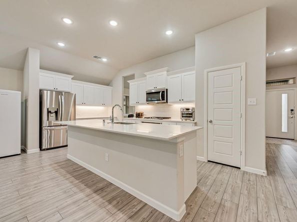 1610  Wayback Drive , Celina Texas 75009
