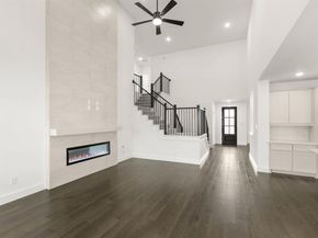 412  Newpark Boulevard , DeSoto Texas 75115