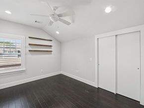 656  Bishop Heights Lane , Dallas Texas 75208