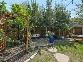 656  Bishop Heights Lane , Dallas Texas 75208