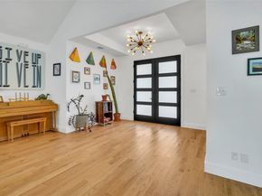 1723 N Edgefield Avenue , Dallas Texas 75208