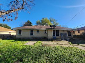 1527  Cape Cod Drive , Dallas Texas 75216