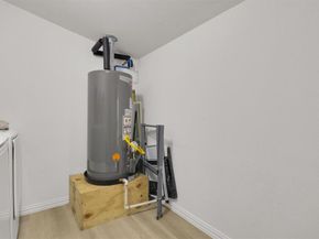 1208  Hansboro Avenue , Dallas Texas 75224