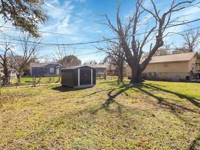 1208  Hansboro Avenue , Dallas Texas 75224