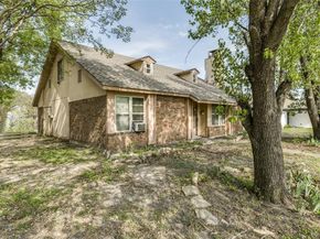 1825  Castle Drive , Garland Texas 75040