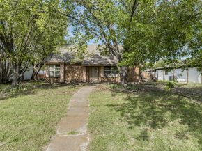 1825  Castle Drive , Garland Texas 75040