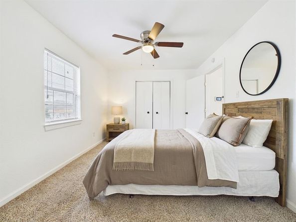 2928  Mitchell Boulevard , Fort Worth Texas 76105