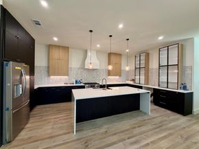 607  Grandview Avenue , Dallas Texas 75223