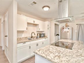 4712  Meadow Trail Drive , Dallas Texas 75236