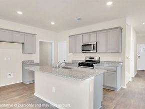 2124  Chantilly Lane , Arlington Texas 76015