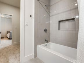 6331  Lakeshore  , Dallas Texas 75214