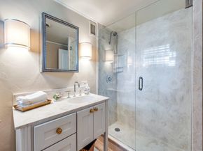 3525  Turtle Creek Boulevard  3D, Dallas Texas 75219