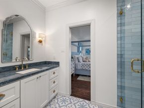 2211  Colonial Parkway , Fort Worth Texas 76109