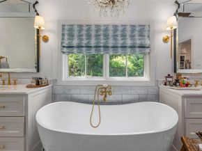 2211  Colonial Parkway , Fort Worth Texas 76109