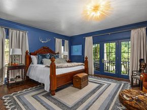 2211  Colonial Parkway , Fort Worth Texas 76109