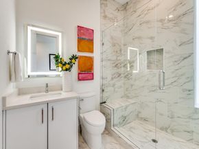 426 W 9th Street  105, Dallas Texas 75208