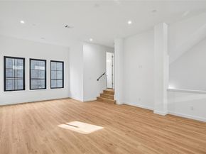 1771  Novela Way , Dallas Texas 75215