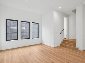 1771  Novela Way , Dallas Texas 75215