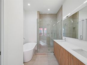 1771  Novela Way , Dallas Texas 75215