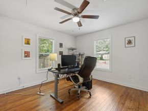 1142 W Clarendon Drive , Dallas Texas 75208