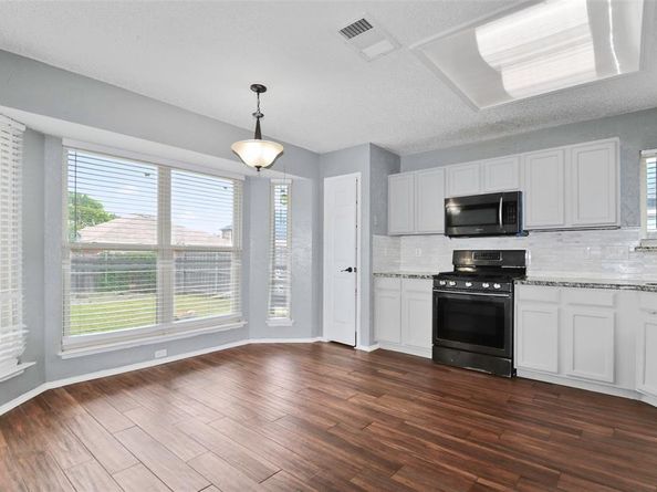 920  Micarta Drive , Mesquite Texas 75181
