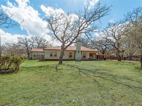 508  Martin Lane , Euless Texas 76040