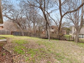 1021  Crestwood Court , DeSoto Texas 75115