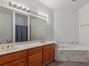 1021  Crestwood Court , DeSoto Texas 75115