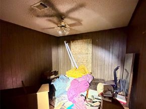 2523 N Prairie Creek Road , Dallas Texas 75227