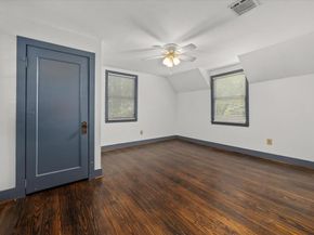 4720  Collinwood Avenue , Fort Worth Texas 76107