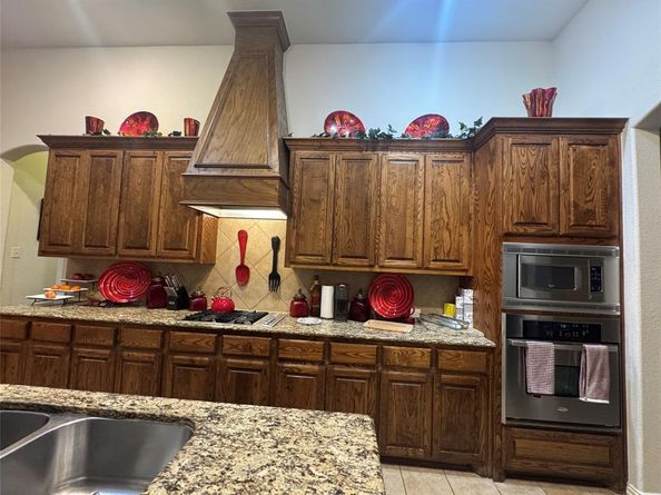 613  Buelwood Court , DeSoto Texas 75115