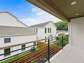 404  Pecan Drive , Dallas Texas 75203