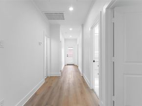 404  Pecan Drive , Dallas Texas 75203