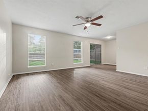 1321 N 7th Street , Conroe Texas 77301
