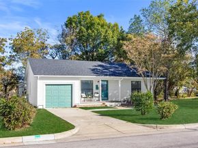 113 W State Street , Garland Texas 75040