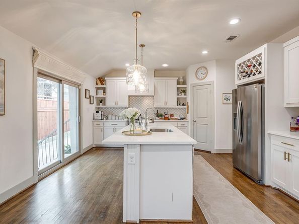 3909 W 7th Street , Fort Worth Texas 76107