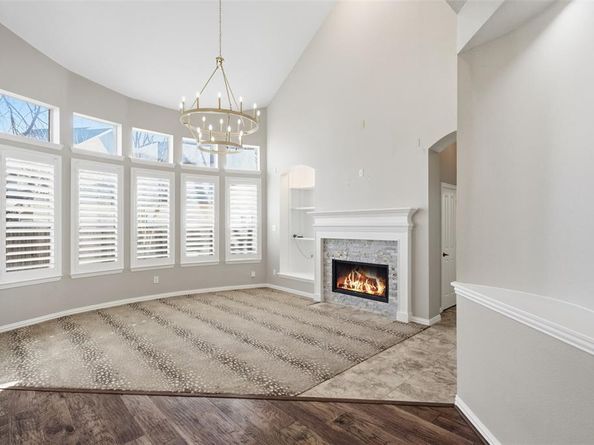 2506  Grizzly Run Lane , Euless Texas 76039