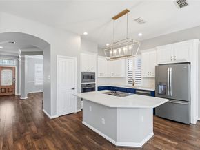 2506  Grizzly Run Lane , Euless Texas 76039