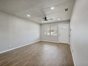 1913  San Antonio Street , Grand Prairie Texas 75051