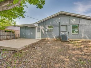 1913  San Antonio Street , Grand Prairie Texas 75051